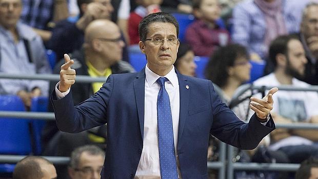 El entrenador del Valencia Basket Pedro Martínez