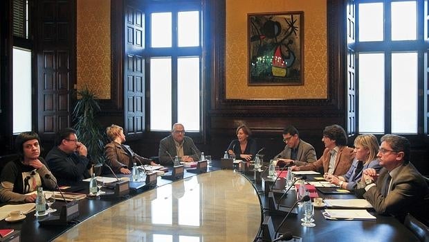 El Parlament constituye la primera de las tres ponencias para la «desconexión»