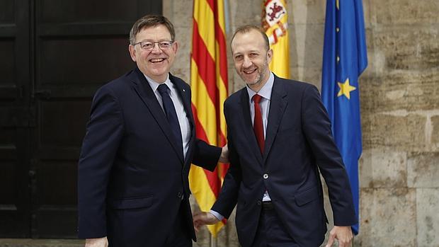 Ximo Puig y Alexis Marí, durante la reunión de este lunes