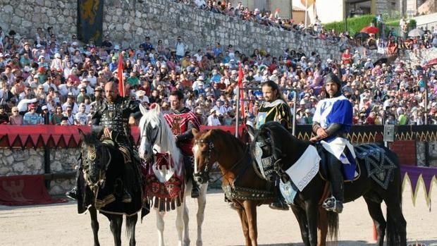 Participantes en el Festival Medieval de Hita, en Guadalajara