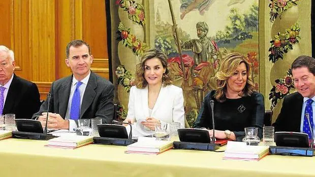 Los Reyes cno los presidentes de Andalucía y Castilla-La Mancha