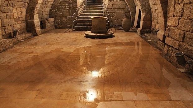 La cripta de la Catedral de Palencia inundada