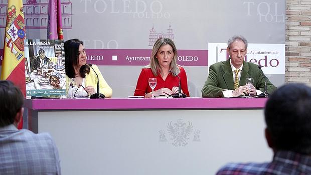 Presentación de la exposición en el Patio del Ayuntamiento