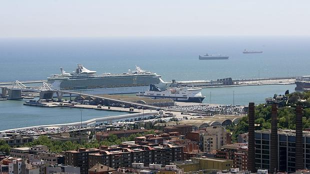 Una de las terminales de cruceros del Puerto de Barcelona