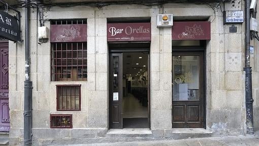 Bar Orellas, en la zona de vinos de Orense