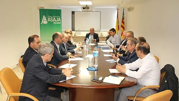 Reunión del Foro Pro Agua en Alicante.