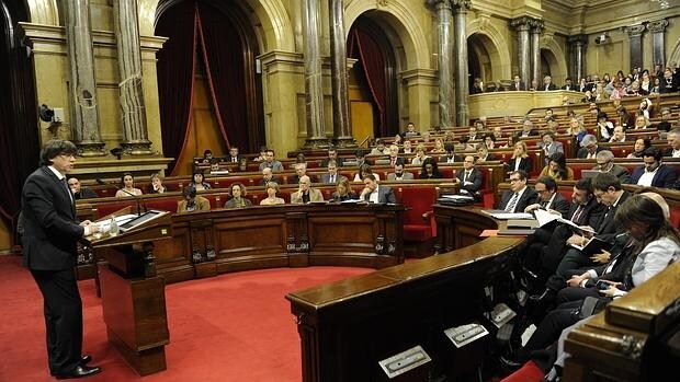 Puigdemont, en una intervención en el Parlamento catalán