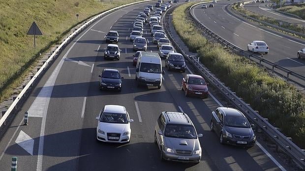 El fin de semana se cierra con dos fallecidos y un herido en las carreteras