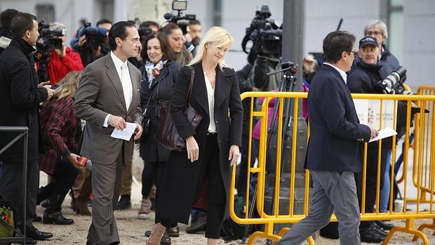 Imagen de Ana Duato a su llegada a la Audiencia Nacional