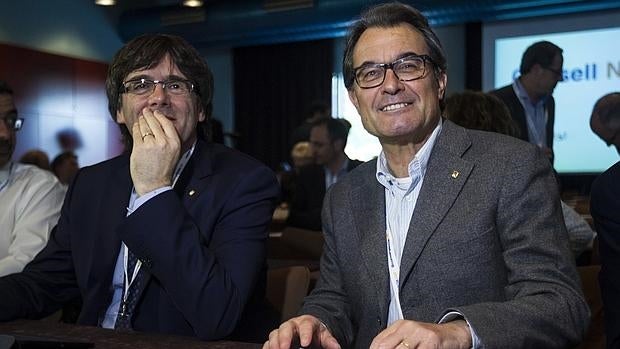 Carles Puigdemont junto a Artur Mas en una imagen reciente