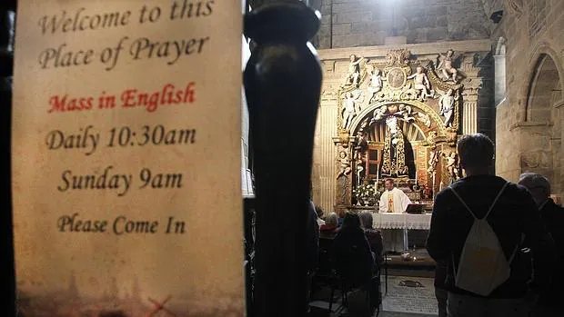 La capilla de Nuestra Señora de la Soledad celebra misa en inglés todos los días de la semana