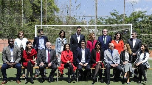 Estos son los 20 integrantes del «gabinete en la sombra» de Sánchez