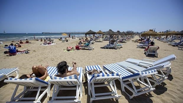 Imagen de la playa de Las Arenas de Valencia