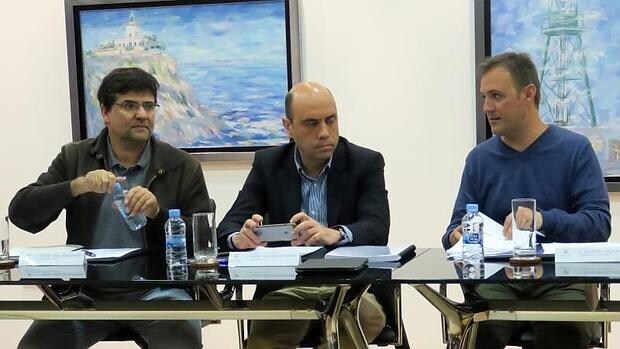 Pavón (Guanyar), Echávarri (PSOE) y Bellido (Cormpromís), en el Consejo del Puerto