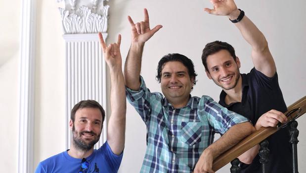 Tres de los cuatro integrantes del equipo Rockcampers, Javier Miralles, Héctor Paramio y Alfredo Mayo