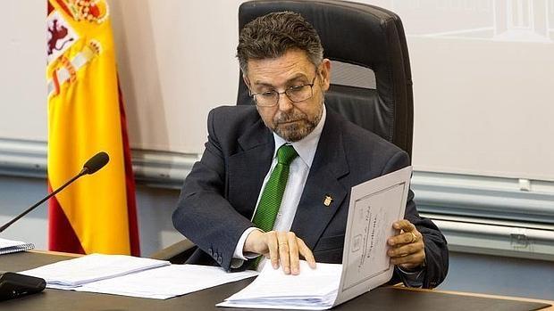 Manuel Pineda, durante un pleno