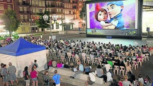 Cinco lugares de Castilla y León donde disfrutar del cine al aire libre