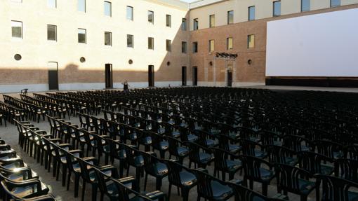 El patio del Centro Cultura Conde Duque