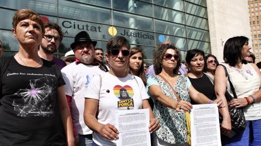 Imagen de los integrantes de Lambda en la Ciudad de la Justicia