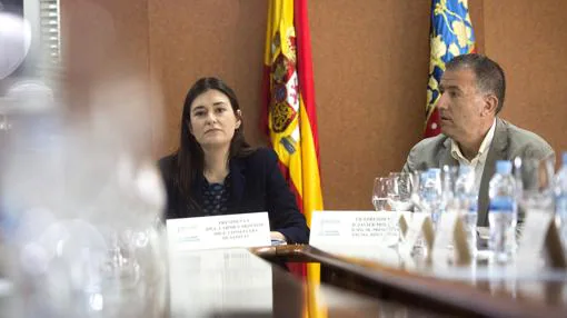 Imagen de Carmen Montón en la reunión del Consorcio