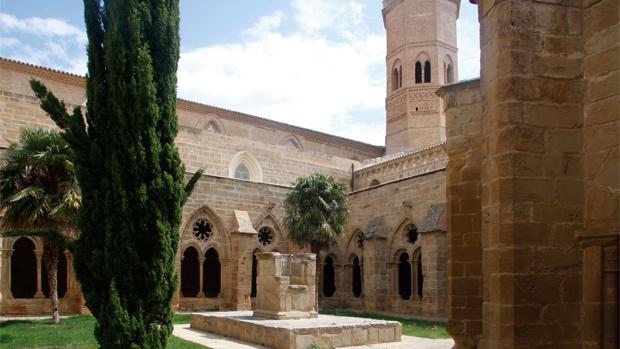 Claustro del histórico Monasterio de Rueda, en Sástago (Zaragoza)