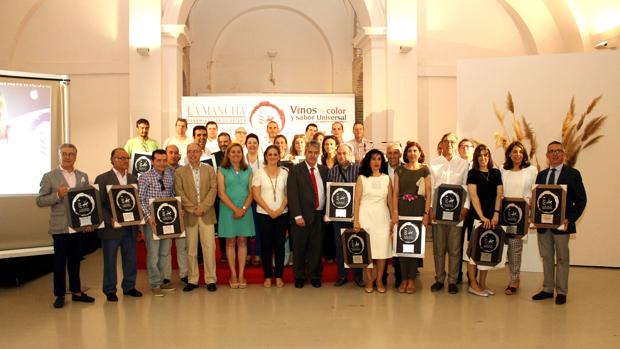 Los hosteleros recibieron su placas