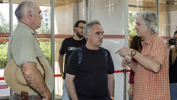 Eudald Carbonell, Ferran Adrià y Juan Luis Arsuga