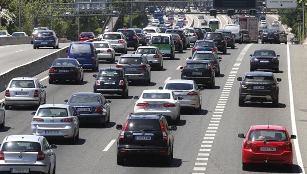 Circulación en la A-6, Carretera de A Coruña a la altura de El Plantío