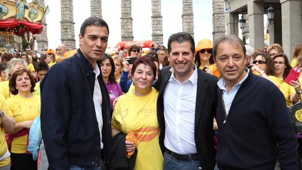 Pedro Sánchez y Luis Tudanca en un acto electoral en Segovia junto a Clara Luquero y Juan Luis Gordo