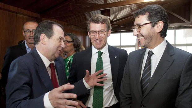 El alcalde de Vigo, Abel Caballero; Alberto Núñez Feijóo y el presidente de Avanza, Luis Lozano