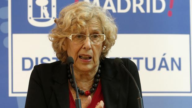 Carmena se desvincula de Ahora Madrid y tilda de «deleznable» al grupo de extrema izquierda Distrito 14