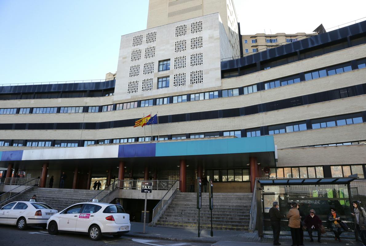 La joven ha muerto en la UCI del Hospital Clínico de la capital aragonesa