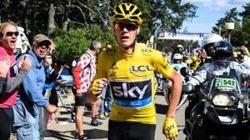 Chris Froome, a pie por Mont Ventoux