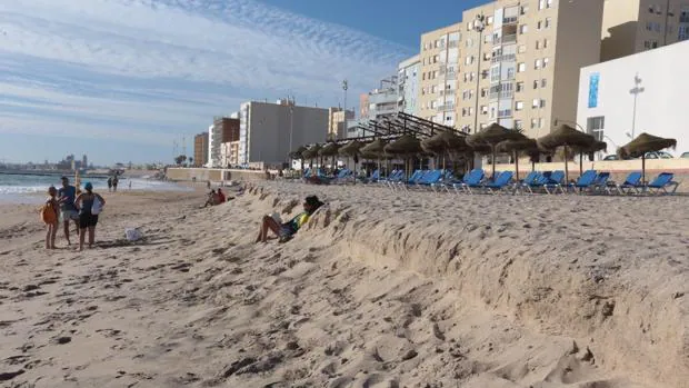 Playa de Cádiz, destino vacacional de Milagros Tolón