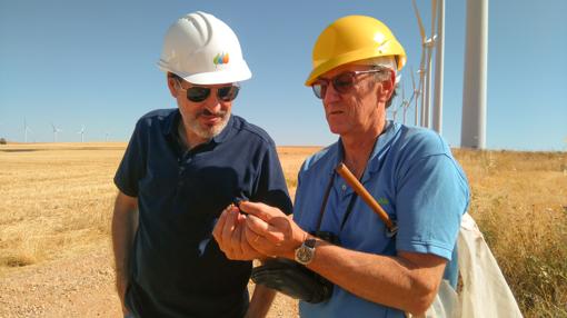 Salvador Peris y Juan Ignacio Gómez, a pie de campo