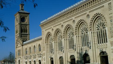 Fachada principal de la estación del tren de Toledo