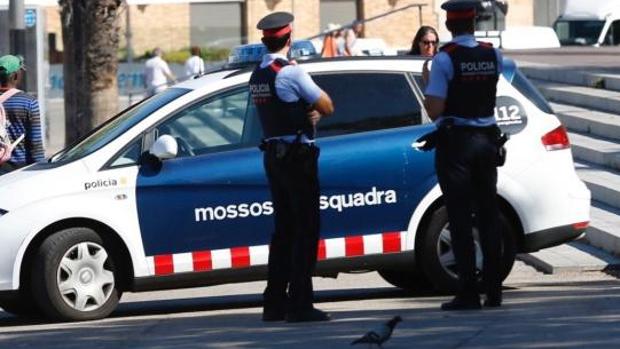 Un detenido de 39 años fallece en los calabozos de la comisaría de los Mossos en Vic