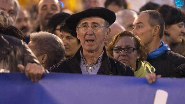 Tasio Erkizia en una manifestación para reivindicar los derechos de los presos vascos