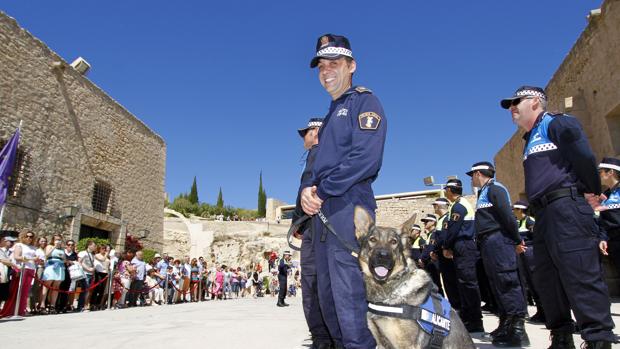 Imagen de archivo de la unidad canina de Alicante