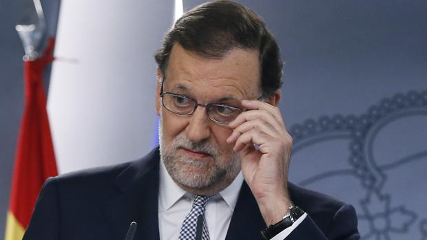 Rajoy aumenta la presión sobre Rivera al presentarse «por encargo del Rey»