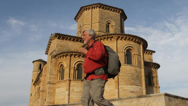 Iglesia de San Martín de Frómista, una de los 164 monumentos que se pueden ver durante el camino francés