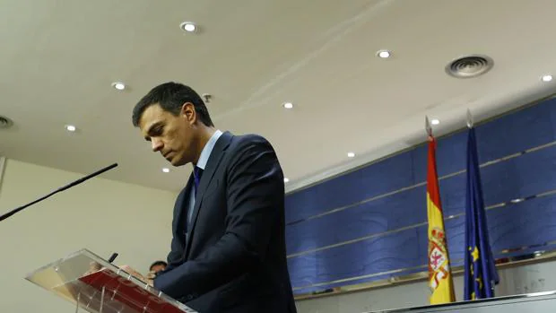 Pedro Sánchez, ante la prensa en el Congreso