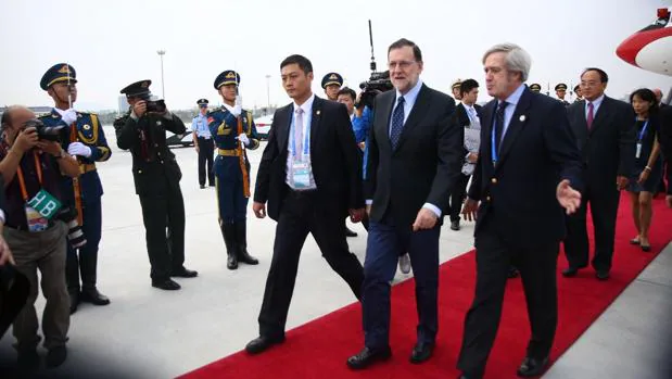 Mariano Rajoy, a su llegada a Hangzhou, en China, para asistir a la Cumbre del G20