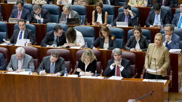 Cifuentes, Gabilondo y López, ayer en la Asamblea