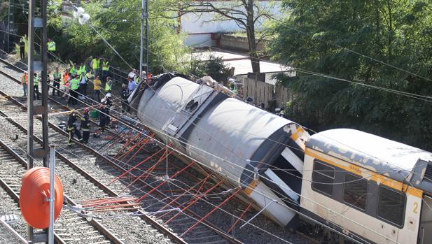 Las cajas negras deberán dilucidar si el tren de O Porriño redujo la velocidad para cambiar de vía