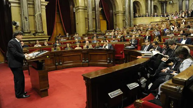 El Parlamento catalán, en uno de los plenos