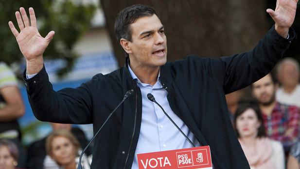 El secretario general del PSOE, Pedro Sánchez, queda en una situación complicada tras las elecciones gallegas y vascas
