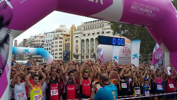 Salida de la 5k este domingo en la plaza del Ayuntamiento