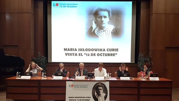 Presentación, ayer, del ciclo de actos sobre Marie Curie en el Doce de Octubre