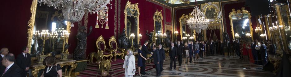 Los Reyes reciben a los invitados a la recepción de la Fiesta Nacional el 12 de octubre del año pasado